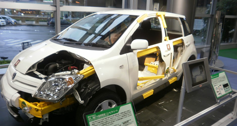 Toyota Amlux